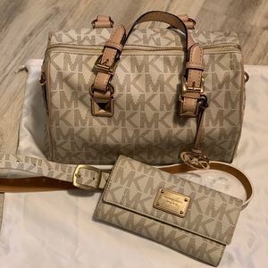 Michael Kors set